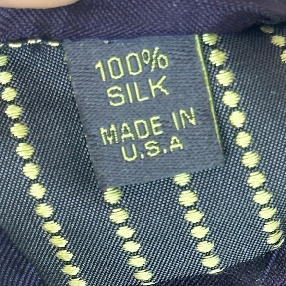 Calibrate Purple Stripped 100% Silk Men’s Neck Tie - Picture 5 of 6